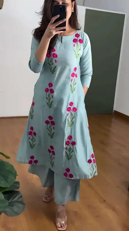 floral-charm-embroidered-kurta-grace-in-bloom
